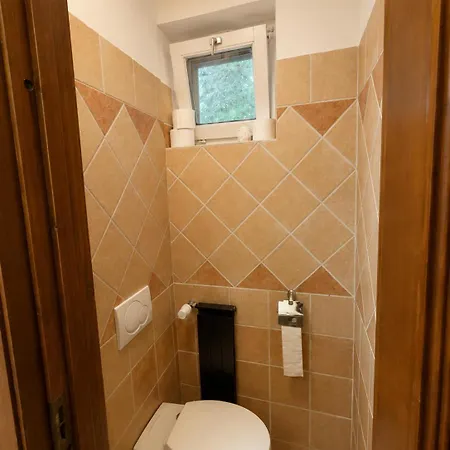 Ezuestfenyo * Telkibánya